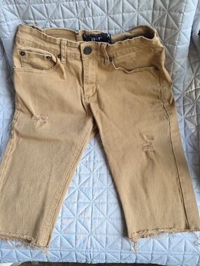 SPARK Relaxed Fit Men's Tan Distressed Jeans Shorts - Unbranded